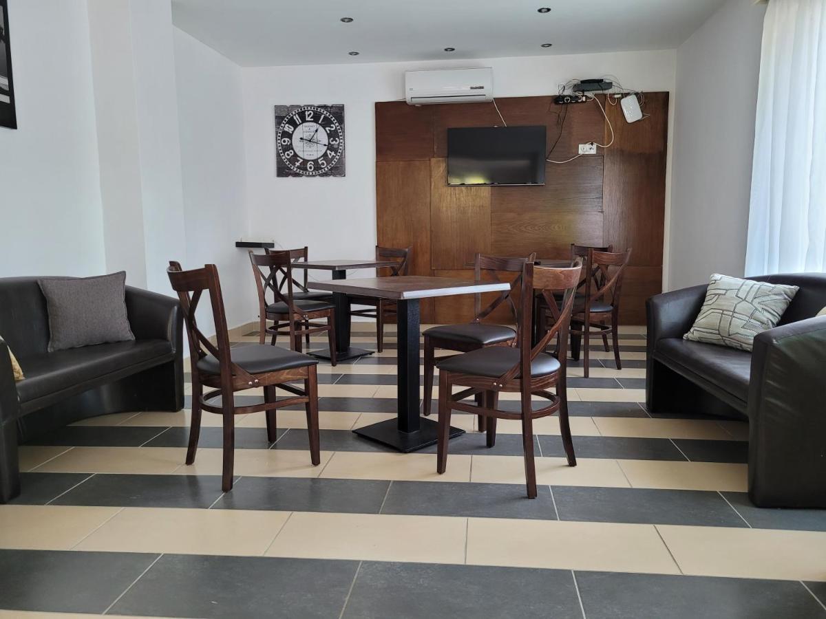 Villa Adele Сиофок Екстериор снимка
