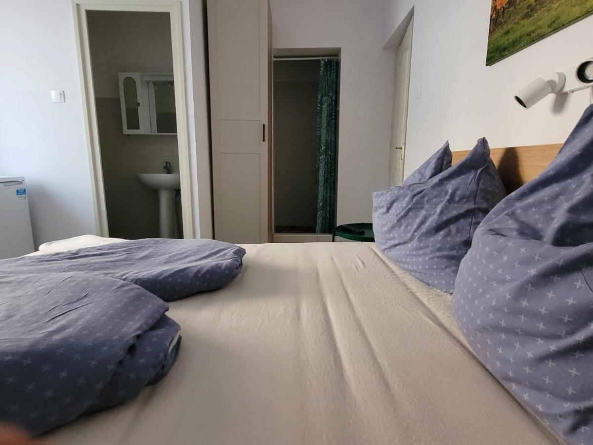 Villa Adele Сиофок Екстериор снимка