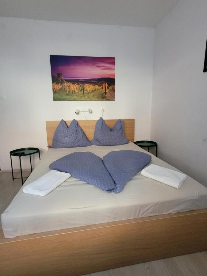 Villa Adele Сиофок Екстериор снимка