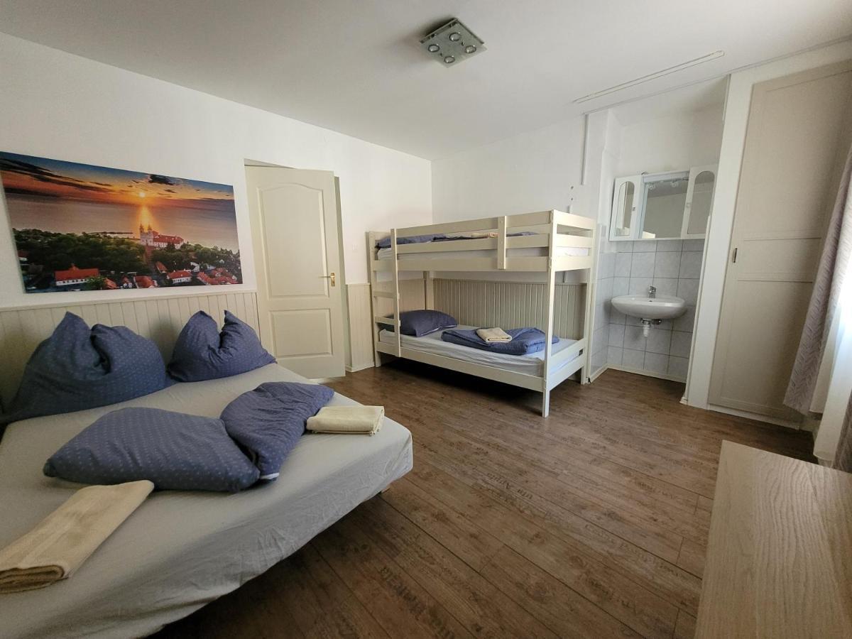 Villa Adele Сиофок Екстериор снимка
