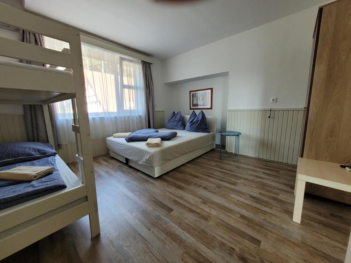 Villa Adele Сиофок Екстериор снимка