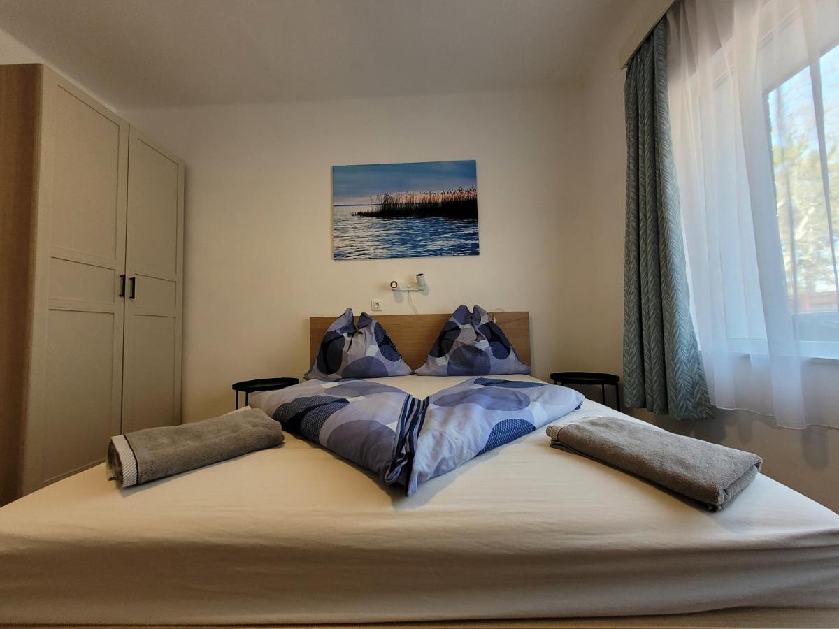 Villa Adele Сиофок Екстериор снимка